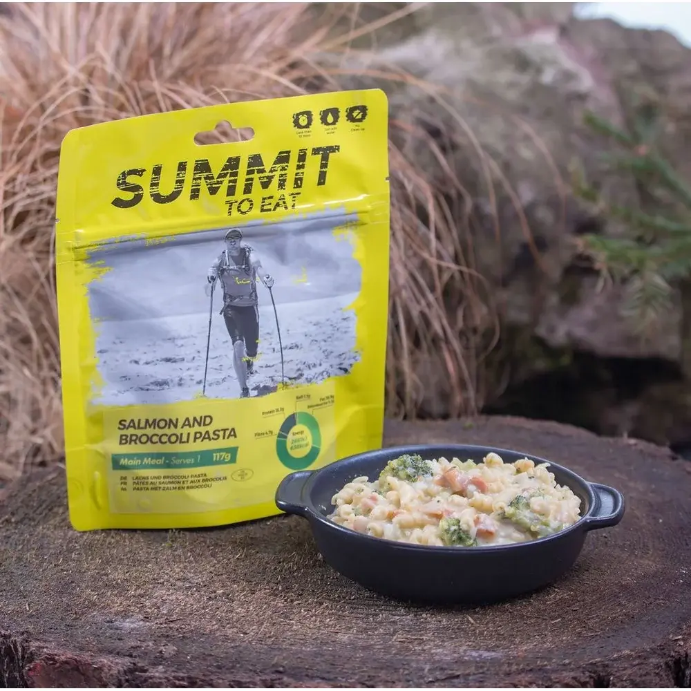 Summit To Eat Лосось з пастою та броколі Summit To Eat