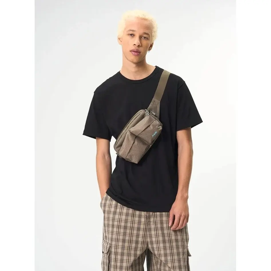 Aevor Сумка через плече / поясна сумка Aevor UT Hip Pack coffee brown